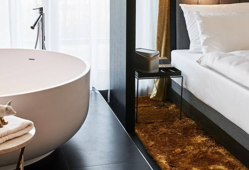 Suite Premium, Roomers Munich, Autograph Collection