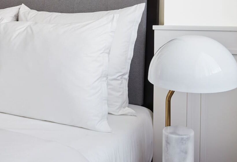 اتاق لوکس, Roomers Munich, Autograph Collection