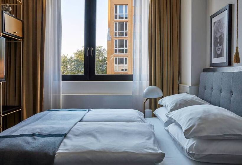 سوییت پرستیژ, Roomers Munich, Autograph Collection