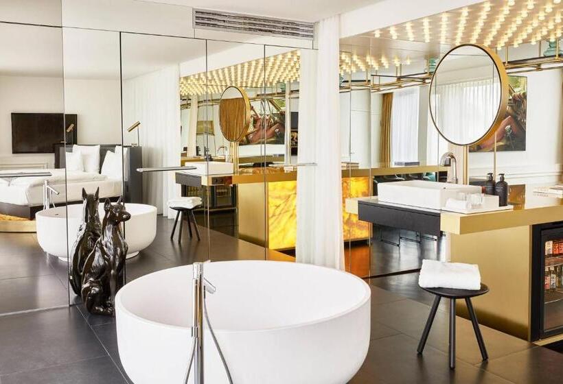 اتاق لوکس با تخت بزرگ, Roomers Munich, Autograph Collection