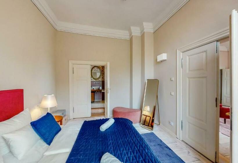 Люкс, Schloss Grube