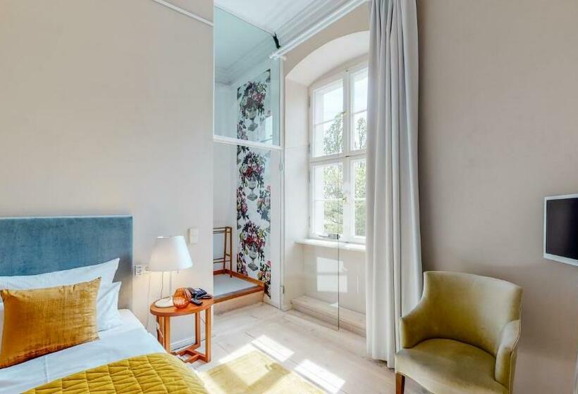 Полулюкс, Schloss Grube