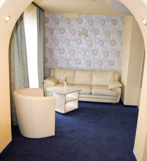 Номер Superior, Xemar