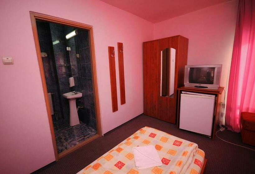 اتاق استاندارد, Imola Motel