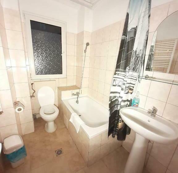 Номер Стандарт Трехместный, Taxi Hostel