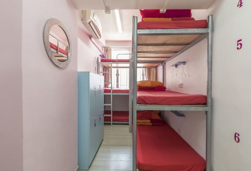 Bed in Shared Room with Shared Bathroom, Check Inn Hk