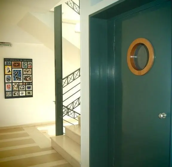 1 Bedroom Apartment Mountain View, Andromeda Apartments & Studios