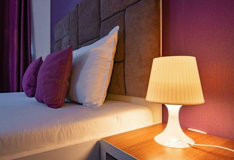 Номер Стандарт, Bordeaux