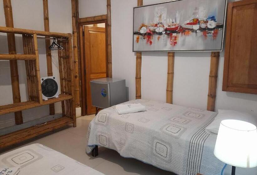 سوییت خانوادگی, El Delfin