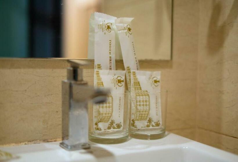 带大床的高级房间, 1 Million