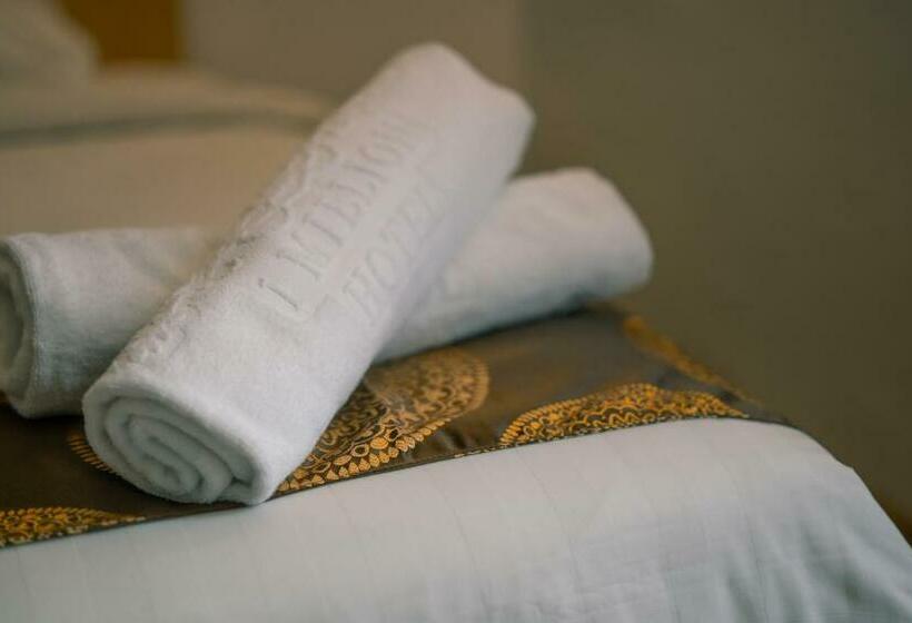 高级大房间, 1 Million