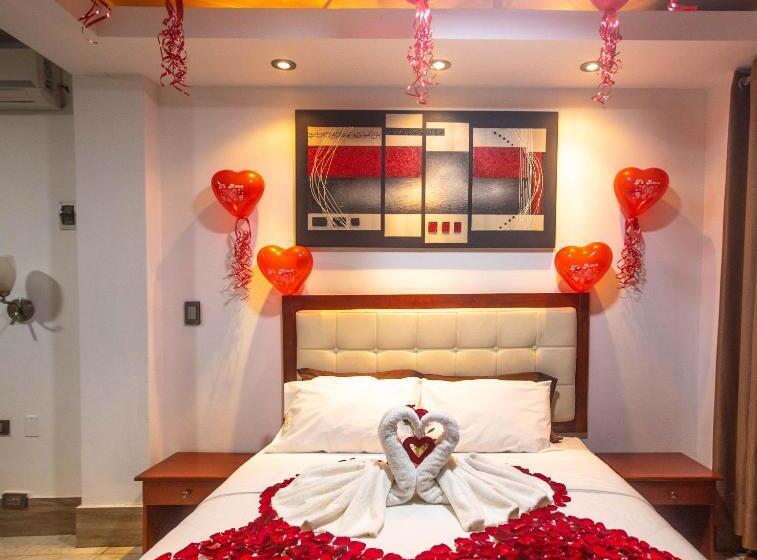 استودیوی سوپریور, D´milez