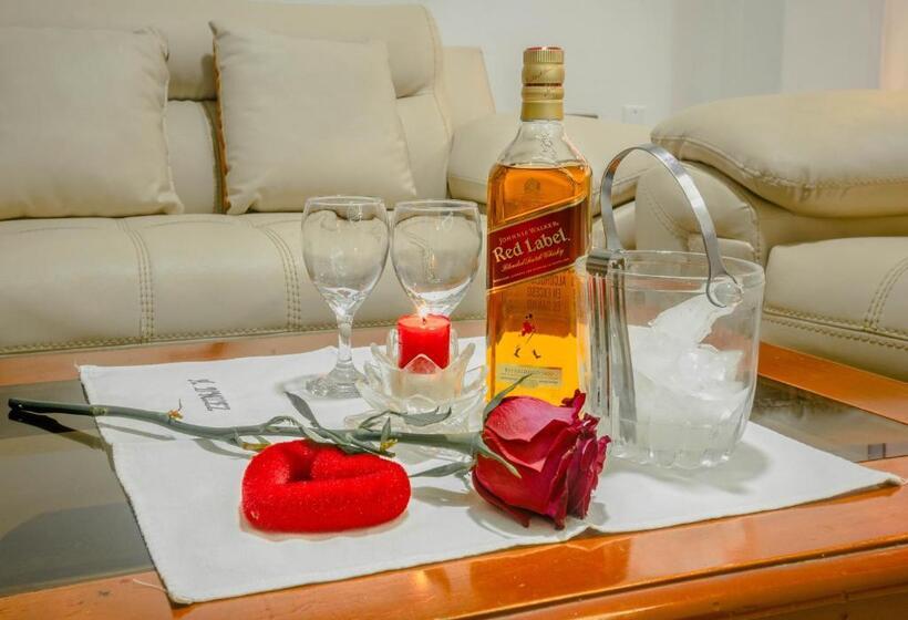 اتاق سوپریور با تخت بزرگ, D´milez