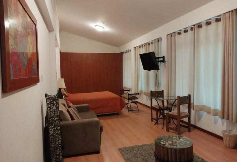 סוויטה, Fundo Hotel Ayarpongo