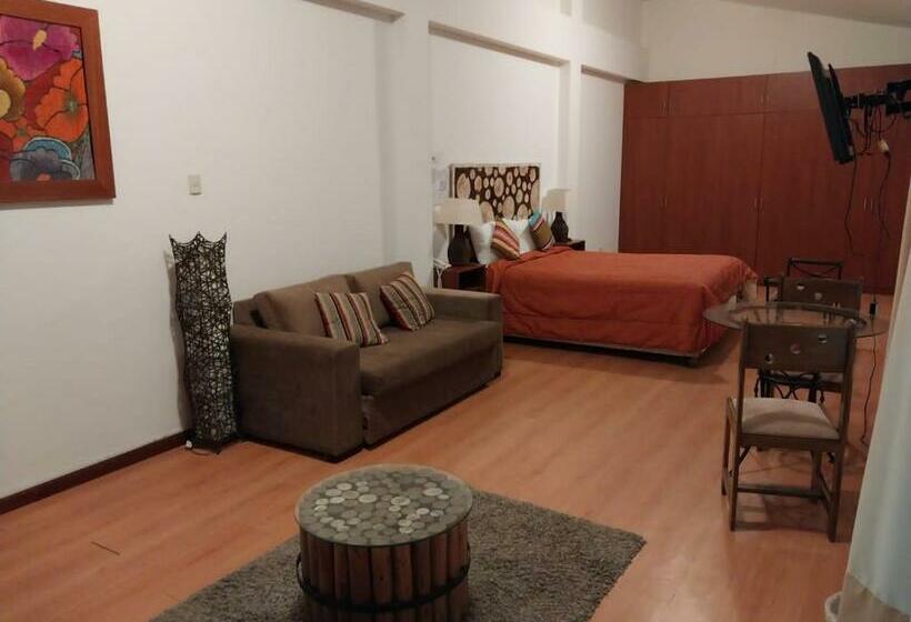 סוויטה, Fundo Hotel Ayarpongo