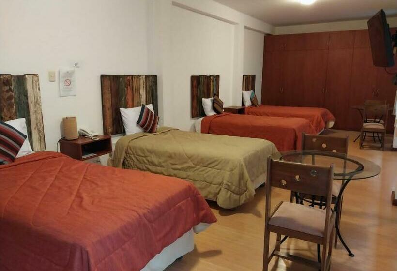 חדר סטנדרט לארבעה, Fundo Hotel Ayarpongo