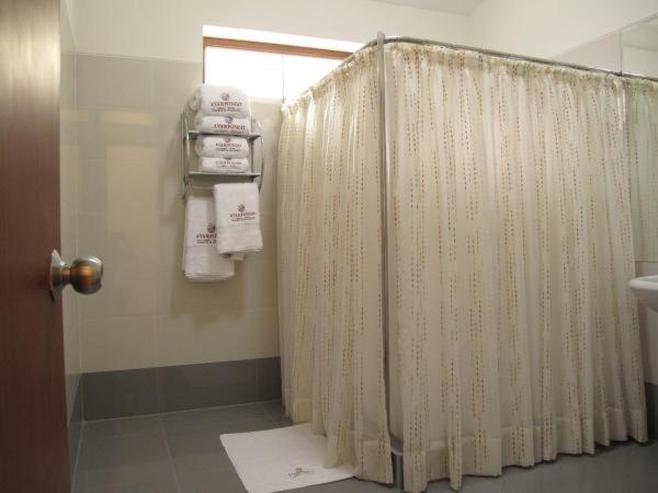 חדר סטנדרט לארבעה, Fundo Hotel Ayarpongo