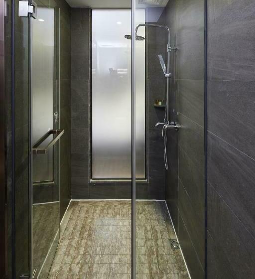 スタンダードルーム, Insail