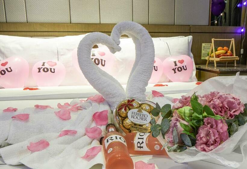 ビジネスルーム, Insail