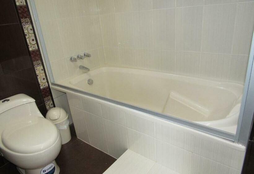 Номер Deluxe, La Mansion