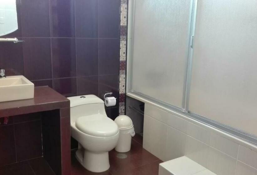 Номер Deluxe, La Mansion