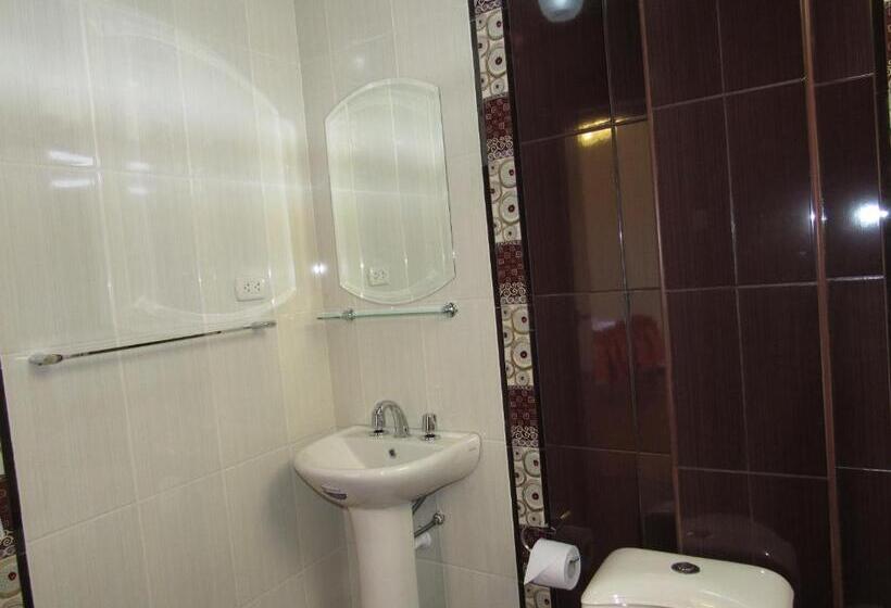 Четырехместный Номер Стандарт, La Mansion