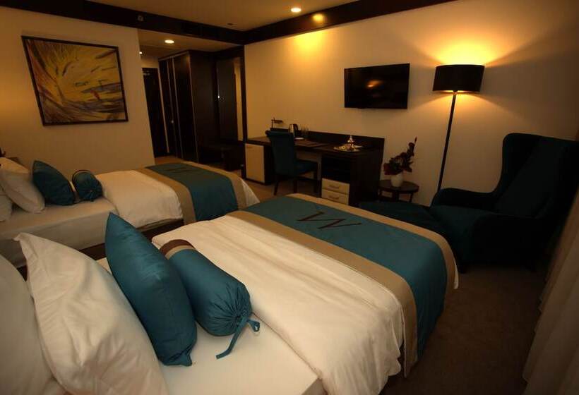 חדר דלוקס, Malak Regency