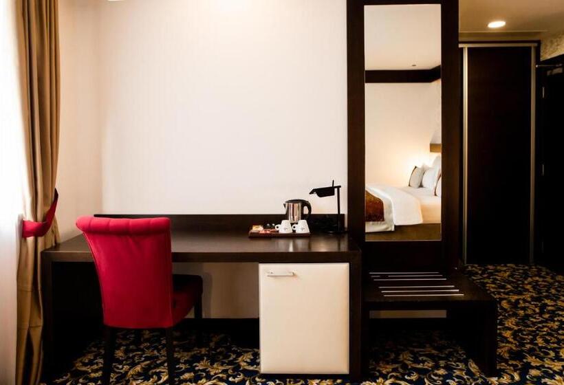 חדר סטנדרט, Malak Regency