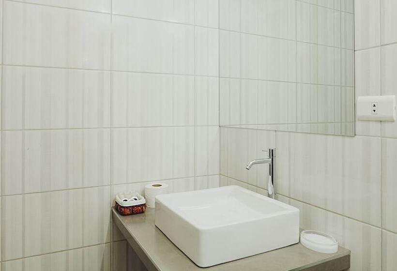 اتاق استاندارد یک نفره, Apart Hotel Mauri