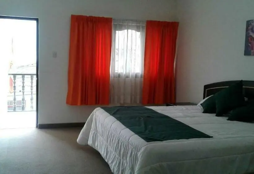 سوئیت با بالکن, Meflo Chachapoyas