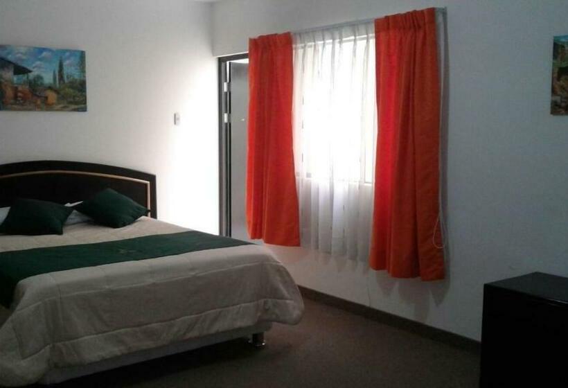 اتاق استاندارد با تخت بزرگ, Meflo Chachapoyas