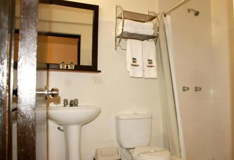 اتاق استاندارد با تخت بزرگ, Meflo Chachapoyas
