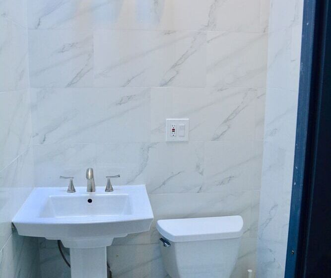 חדר סטנדרט חדר אמבטיה משותף, Morris Guest House