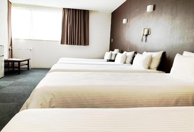 اتاق خانوادگی, Okinawa Hotel Precia