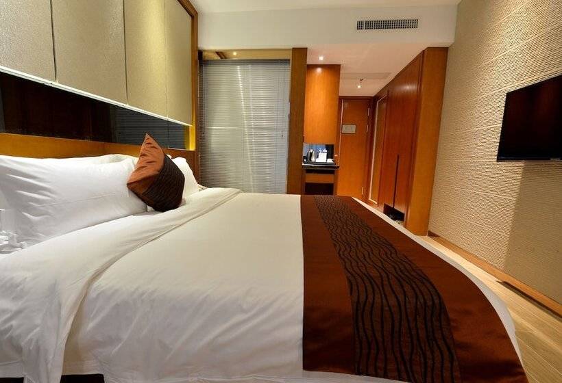 Номер Стандарт, Reethi Rah