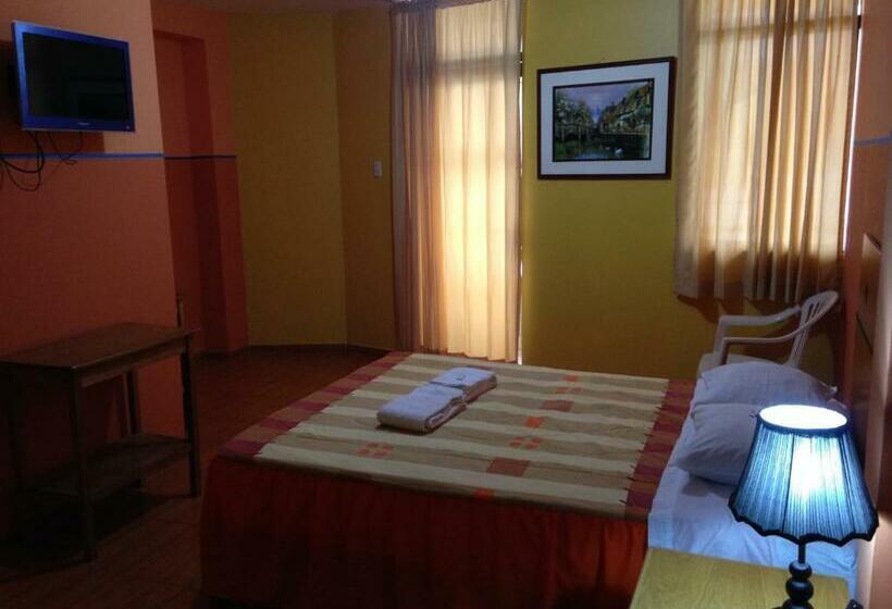 غرفة قياسية, Sol De Huanchaco