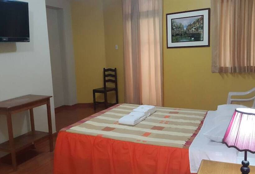 غرفة قياسية, Sol De Huanchaco