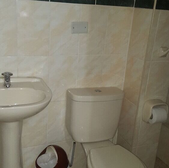 غرفة قياسية, Sol De Huanchaco