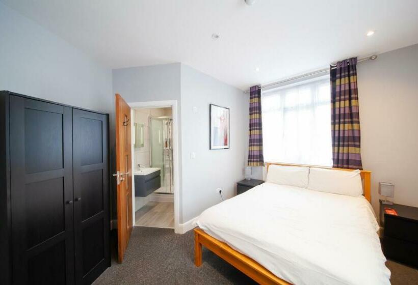 חדר סטנדרט, The Arch