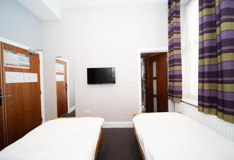 חדר סטנדרט, The Arch