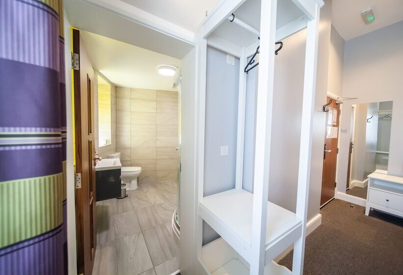 חדר סטנדרט יחיד, The Arch