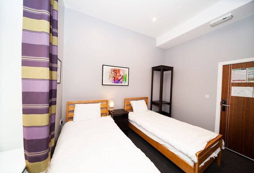 חדר סטנדרט, The Arch