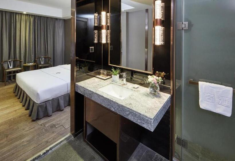 ビジネスルーム, Insail