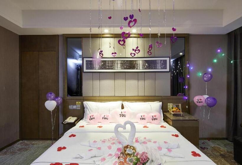 プレミアムルーム, Insail