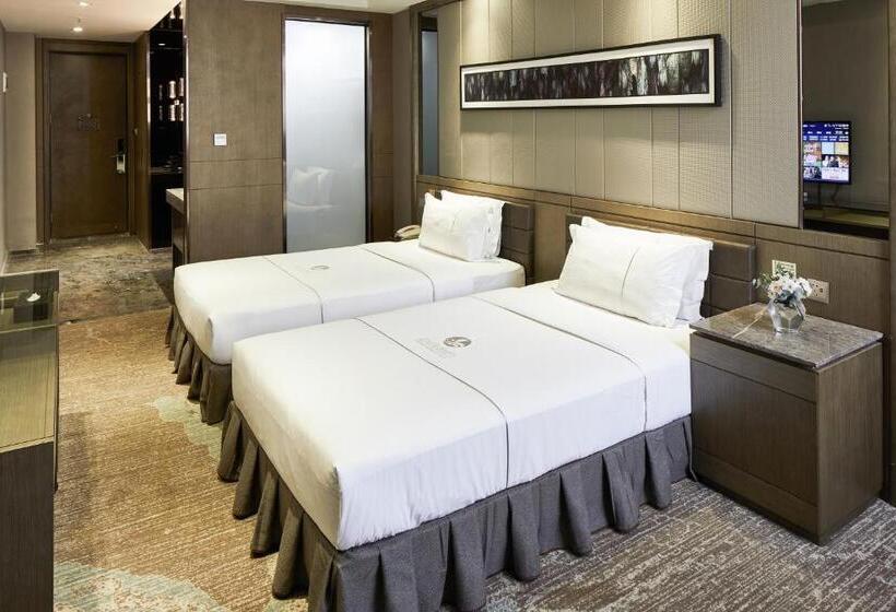 デラックスルーム, Insail