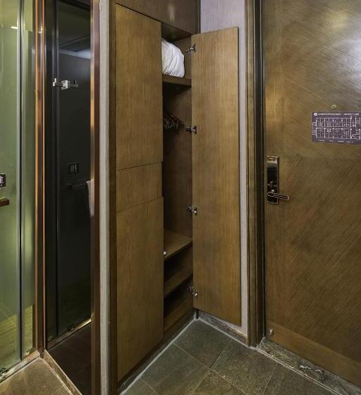 エコノミールーム, Insail