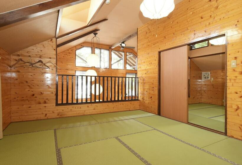 خانه 1 خوابه, Kawaguchiko Country Cottage Ban