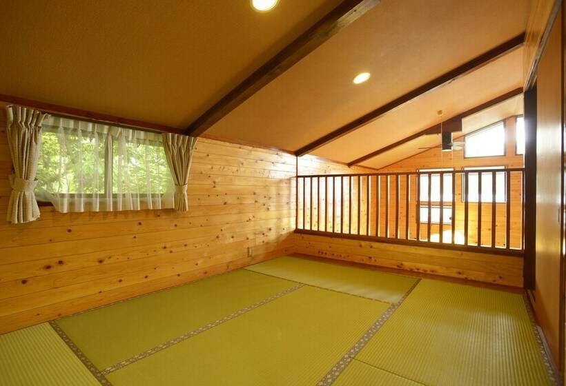 خانه 1 خوابه, Kawaguchiko Country Cottage Ban