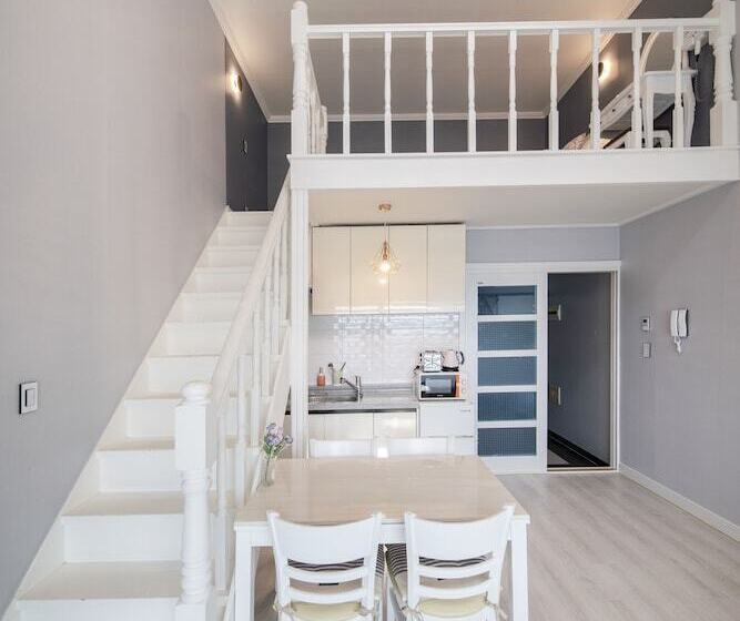 2 Sovrum Duplex Lägenhet, Pension Haneul Tari