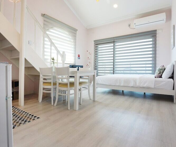 2 Sovrum Duplex Lägenhet, Pension Haneul Tari